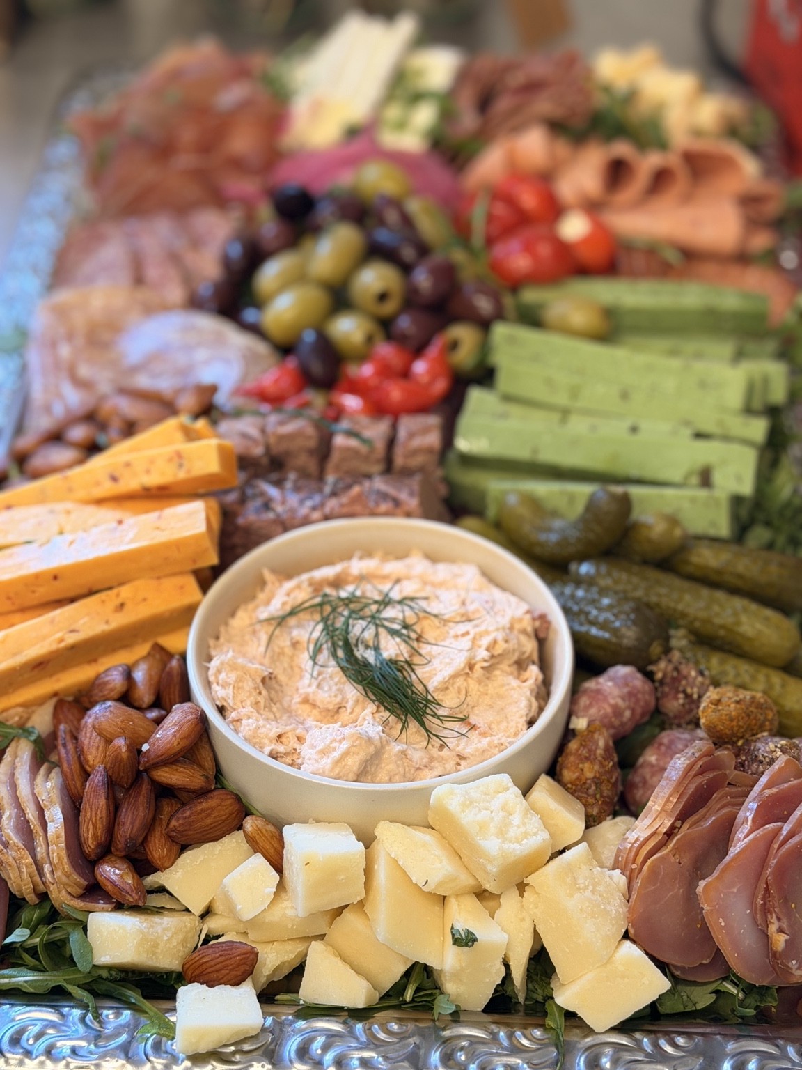 Charcuterie-bræt anrettet af Under Hatten catering